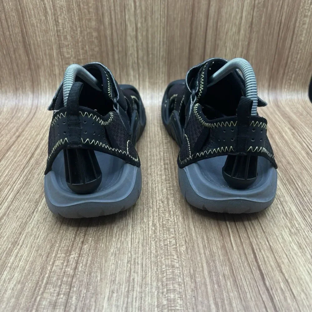 N/A crocs swiftwater